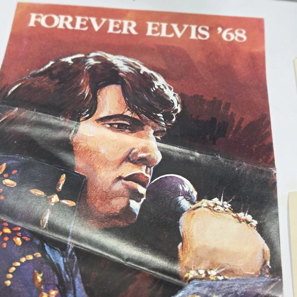 1977 McCormick Forever Elvis 68‎ Music Box Whiskey Decanter Empty W/ Box